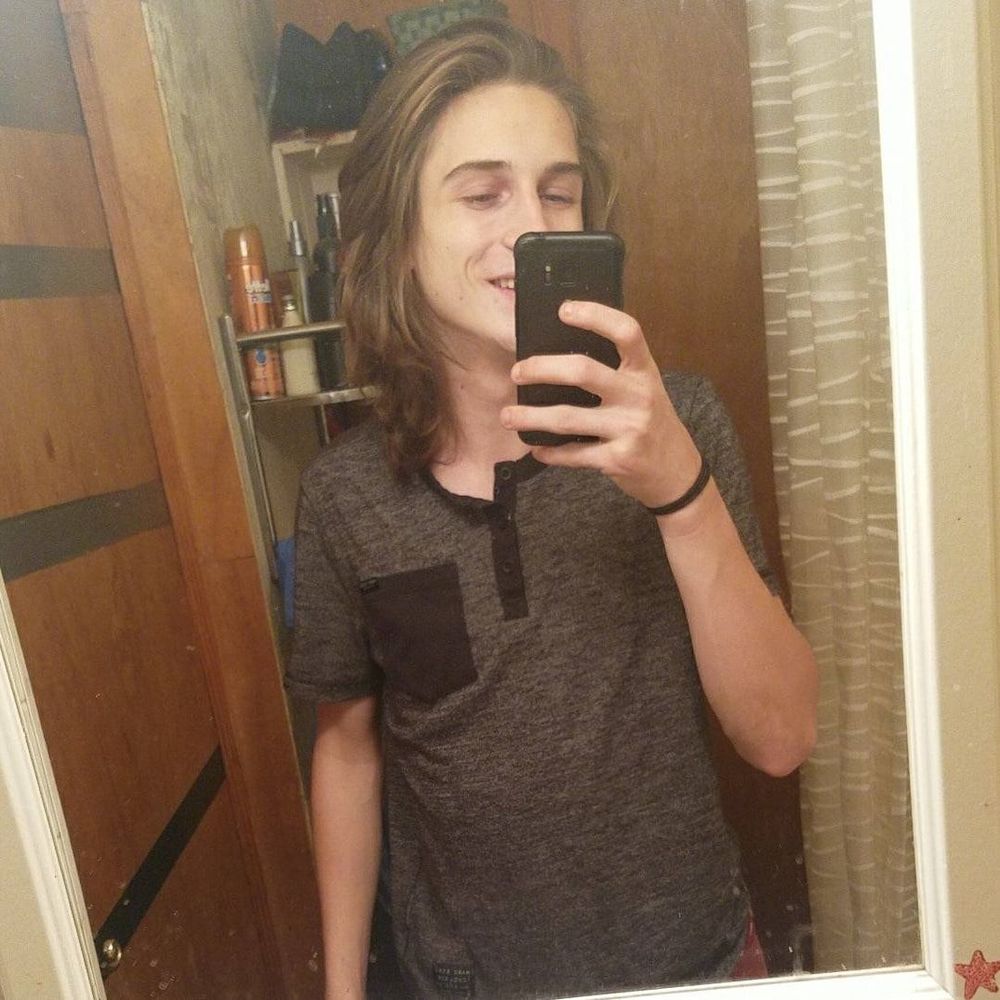 Meet your Posher, Larry